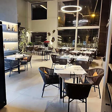 Domo Apuliae Hotel 4*